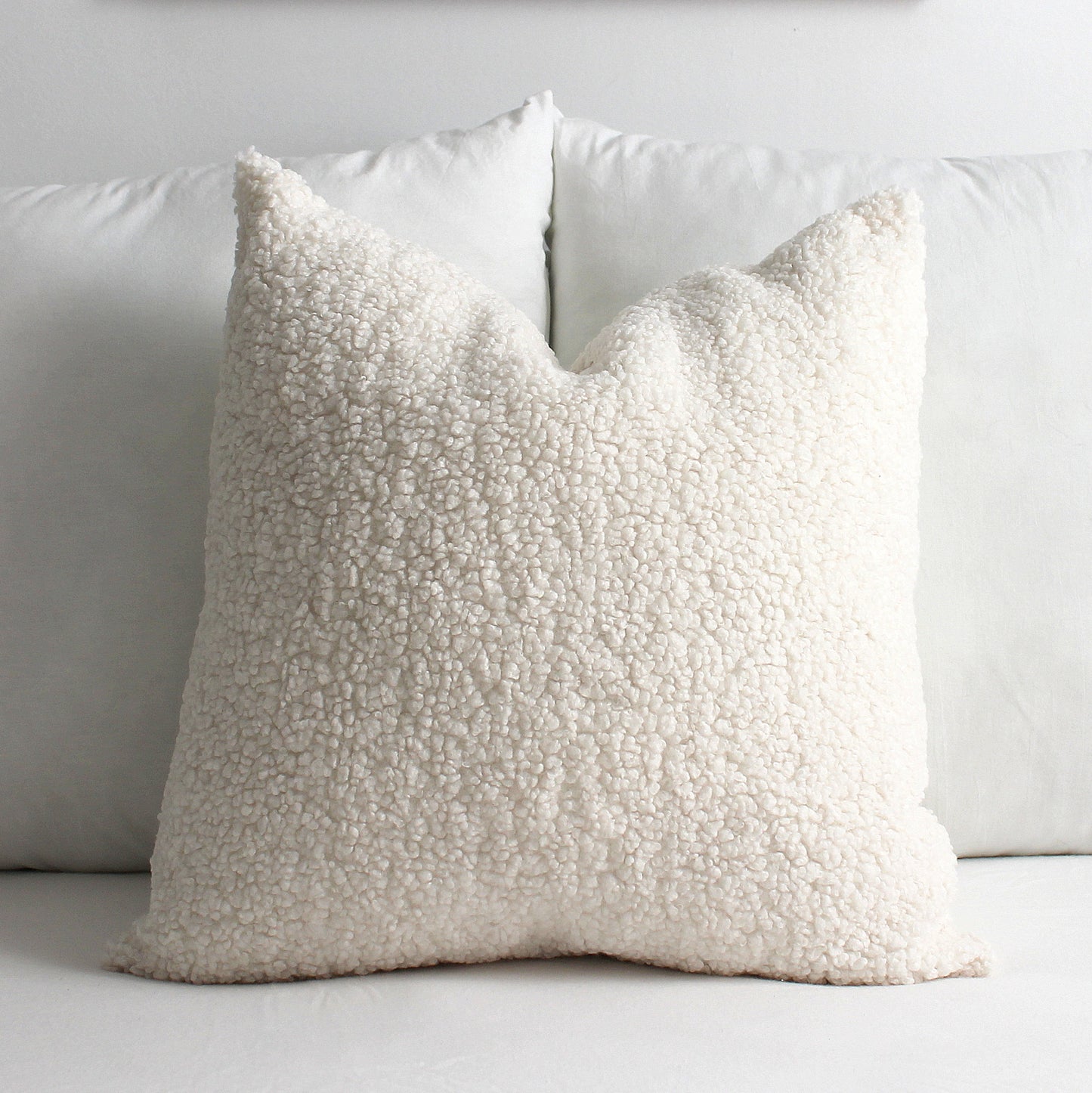 Light Cream Cozy Teddy Boucle Throw Pillow Cover